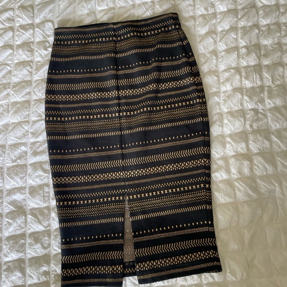Express textured pencil skirt - Picture 5 of 7